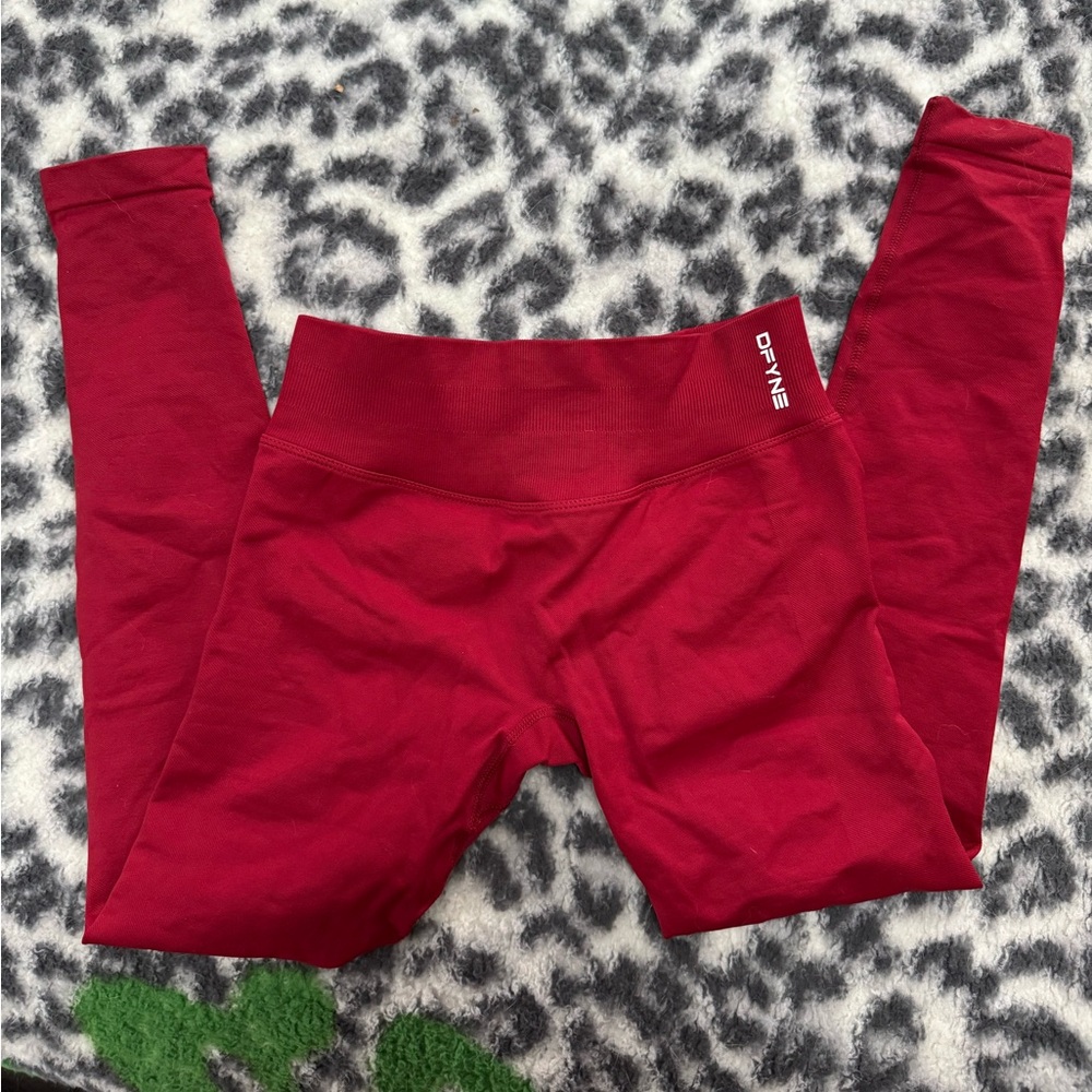 Dfyne Impact Crimson leggings